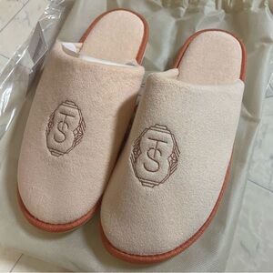 Taylor Swift slippers the life of a showgirl men’s 10 women’s 12